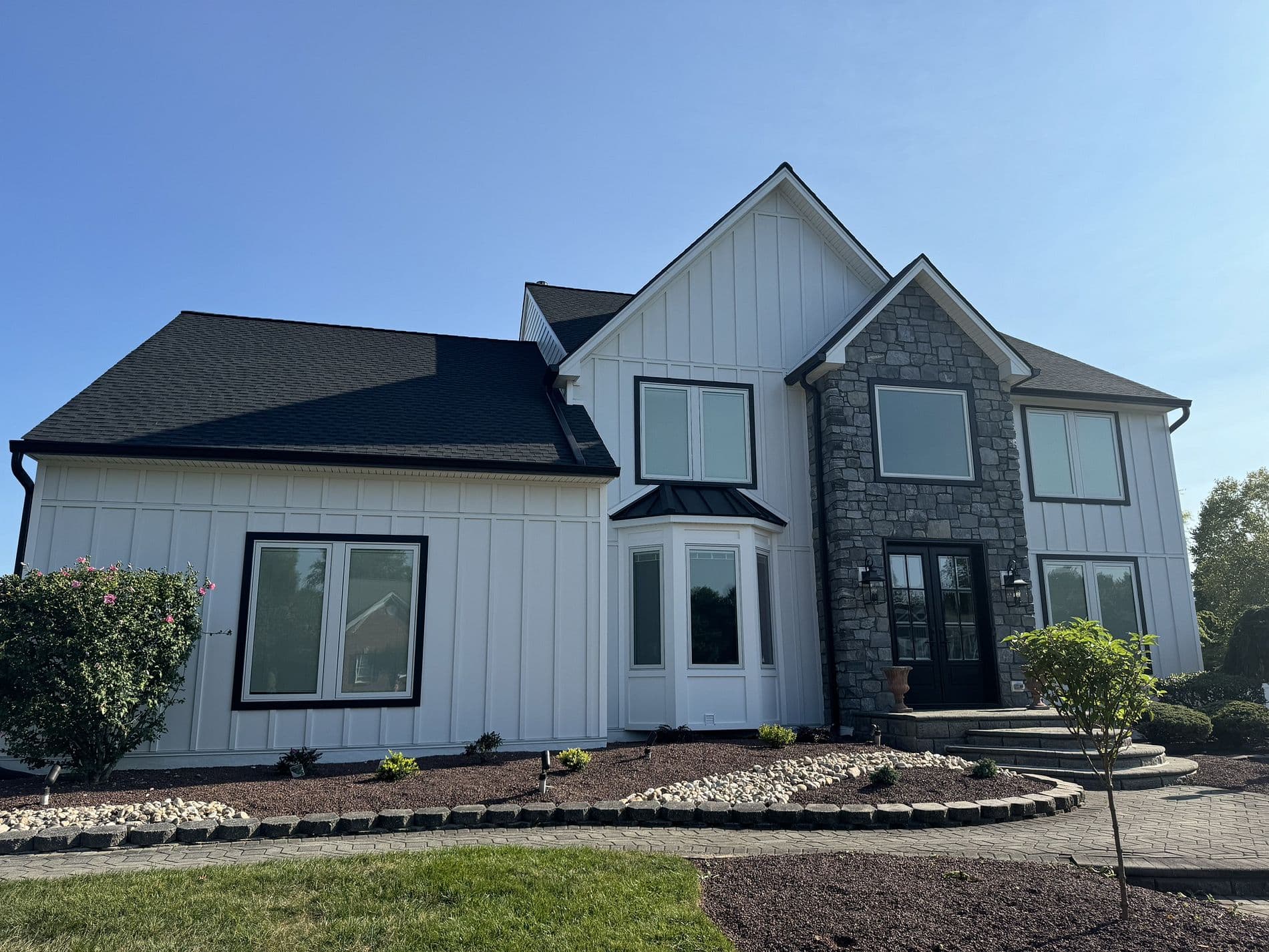 Siding photo 9