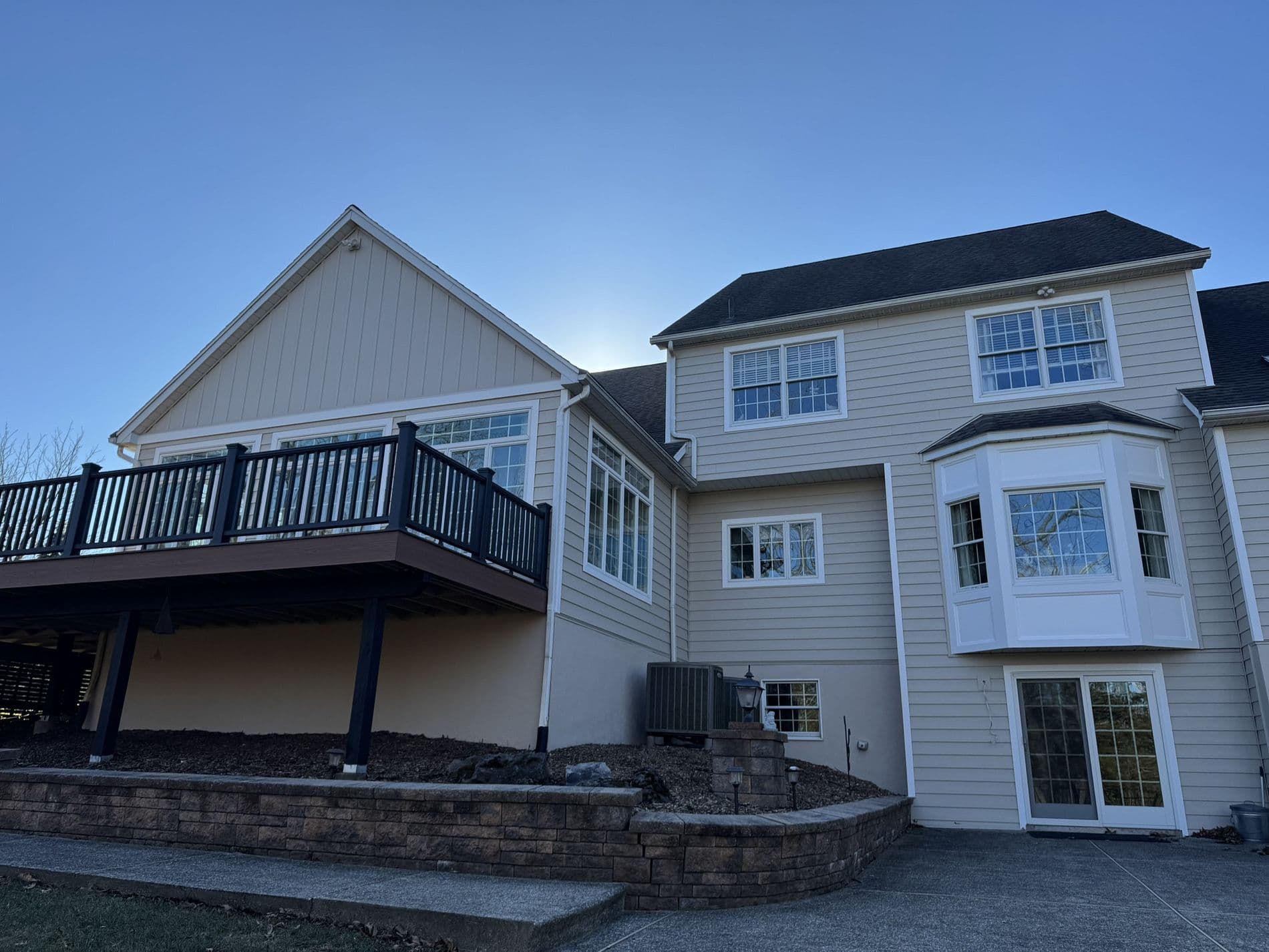 Siding photo 10