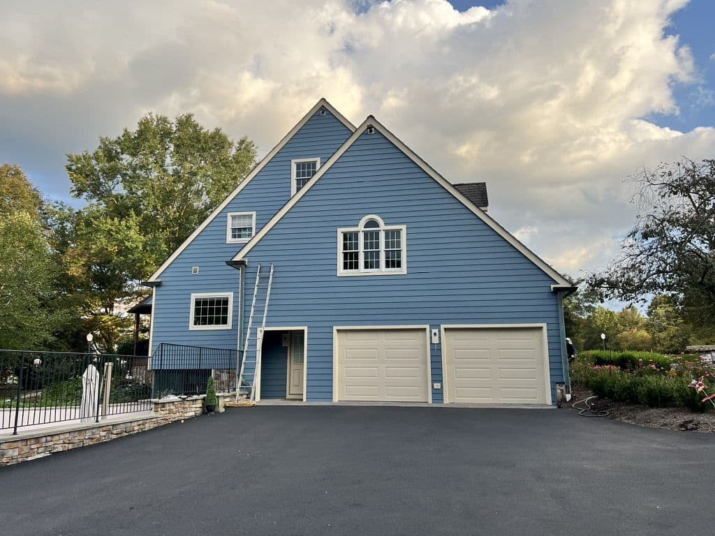 Siding photo 13